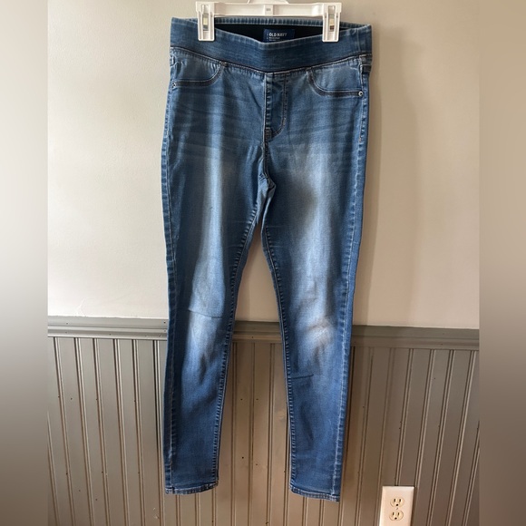 Old Navy ROCKSTAR Midrise Size 6 - Picture 1 of 4